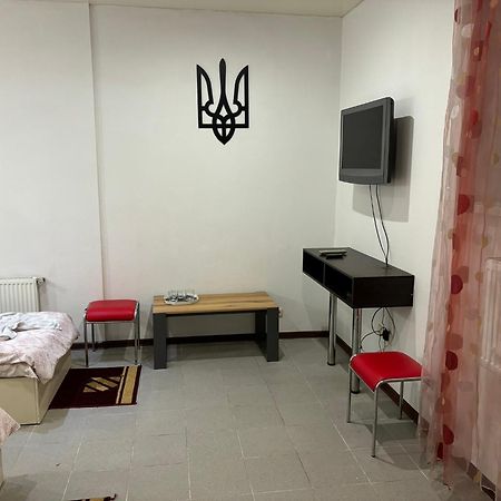 Power House Hotel Lutsk Luaran gambar