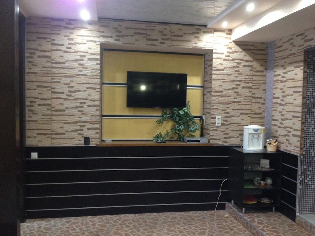 Power House Hotel Lutsk Luaran gambar